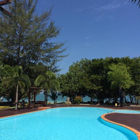 Phayam Cottage Resort Koh Phayam Exteriör bild