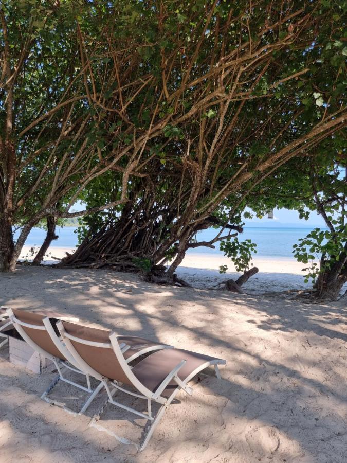 Phayam Cottage Resort Koh Phayam Exteriör bild