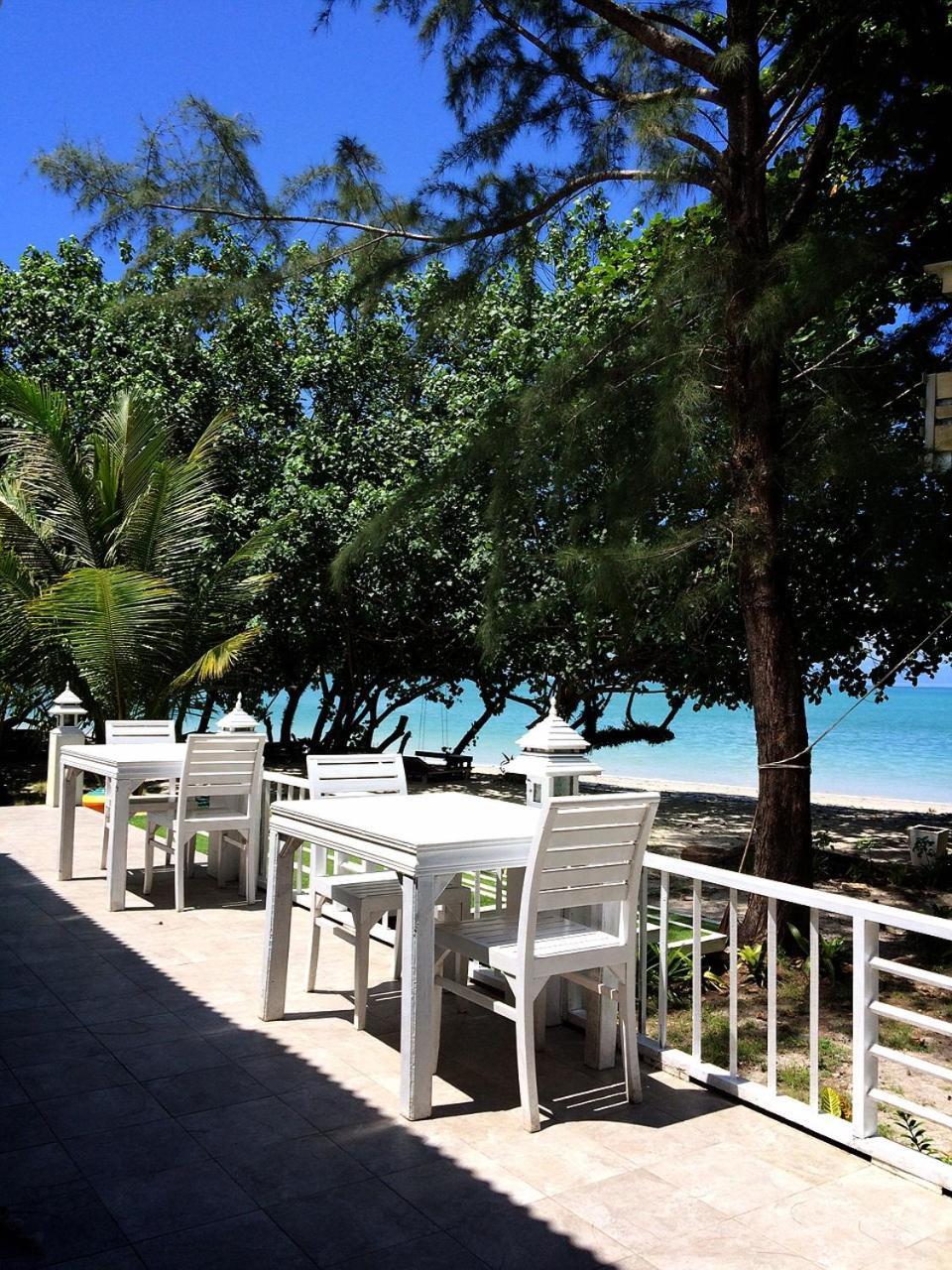 Phayam Cottage Resort Koh Phayam Exteriör bild