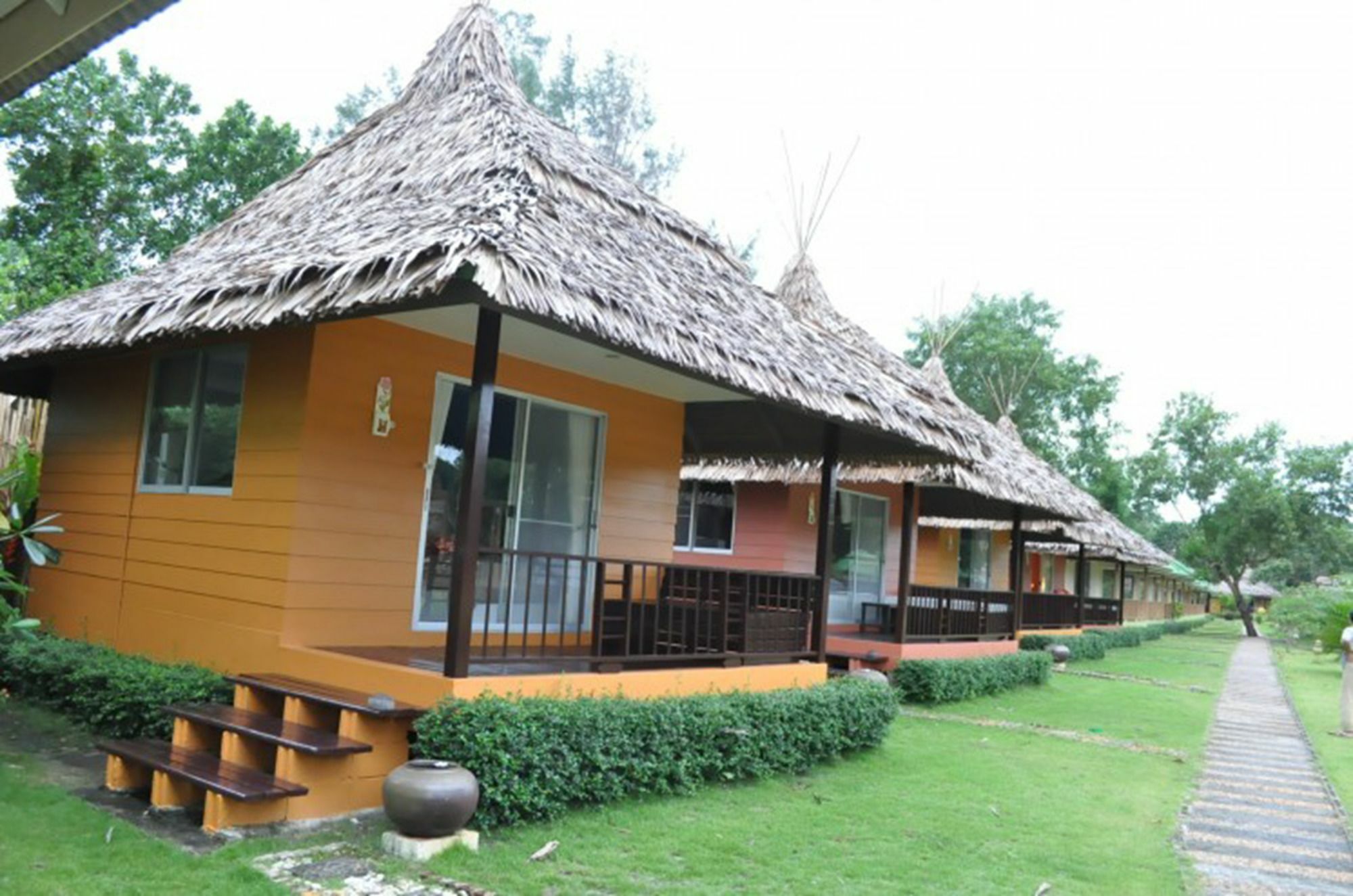 Phayam Cottage Resort Koh Phayam Exteriör bild